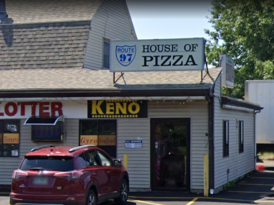 Route 97 House Of Pizza Storefront